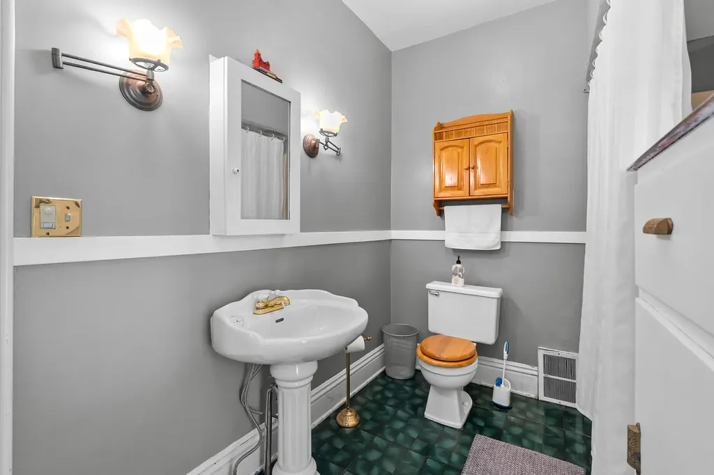 215 N Cedar Street Allegan Township MI 49010