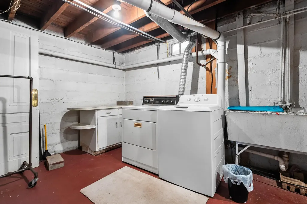215 N Cedar Street Allegan Township MI 49010