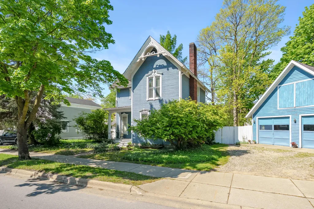 215 N Cedar Street Allegan Township MI 49010