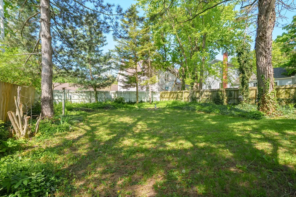 215 N Cedar Street Allegan Township MI 49010