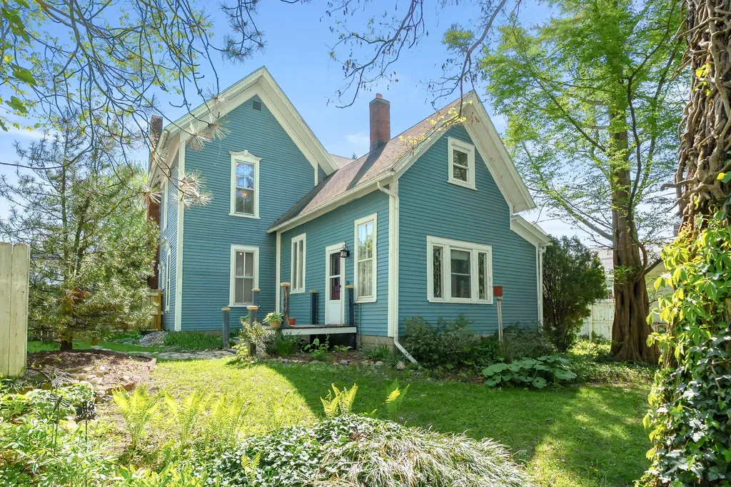 215 N Cedar Street Allegan Township MI 49010