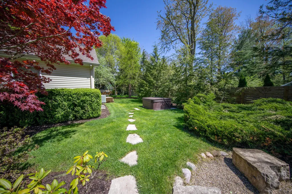 16127 Meadow Drive New Buffalo Township MI 49129