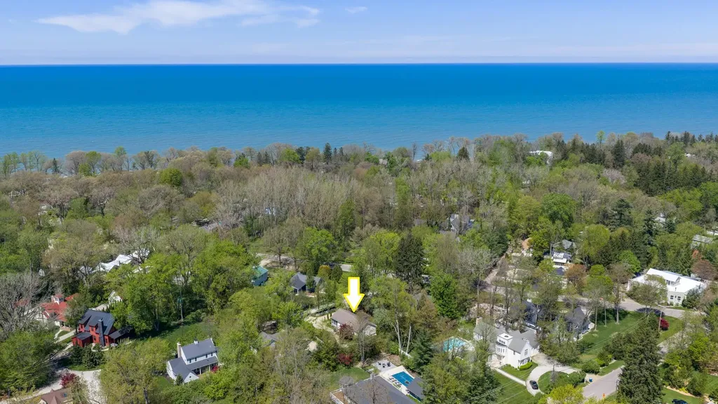16127 Meadow Drive New Buffalo Township MI 49129