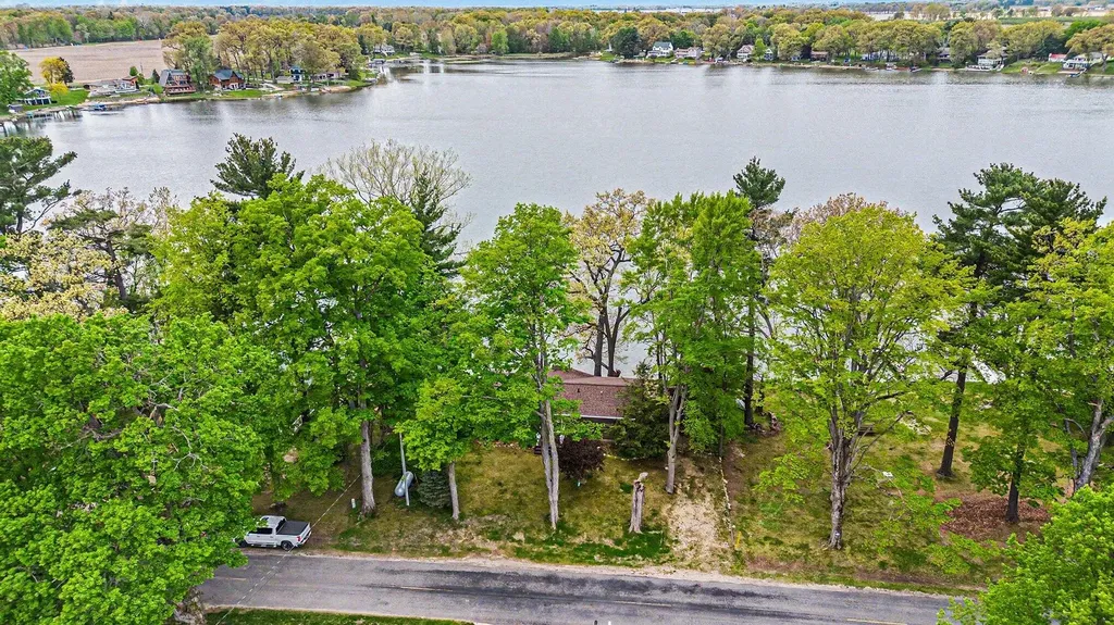 86500 60th Street Keeler Township MI 49045