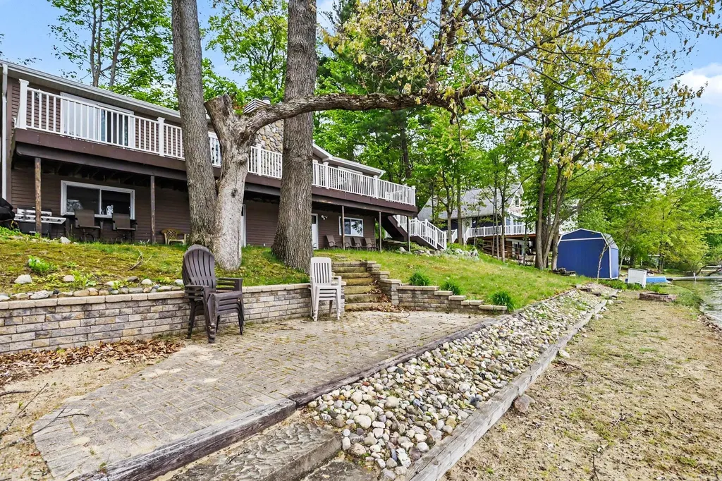 86500 60th Street Keeler Township MI 49045