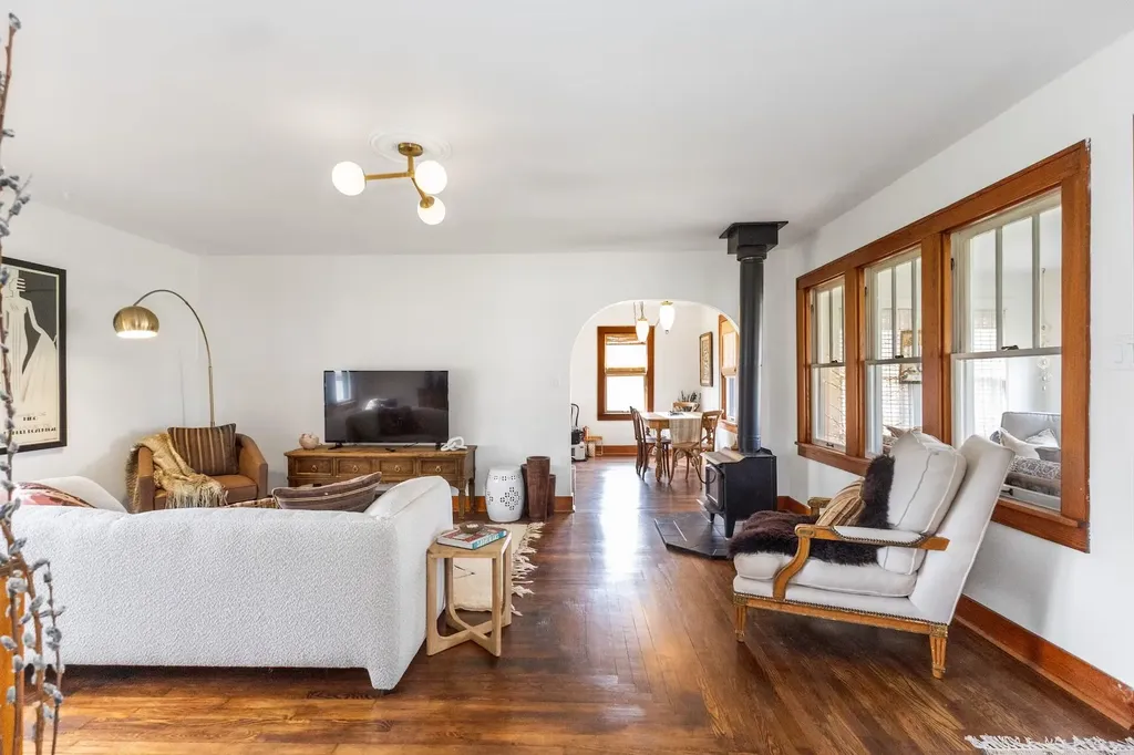 702 N Elm Street Three Oaks Village MI 49128