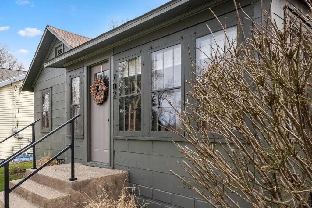 702 N Elm Street Three Oaks Village MI 49128
