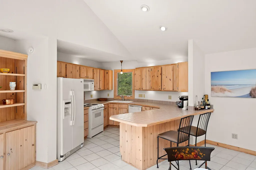 30 Briarwood Trail New Buffalo Township MI 49117