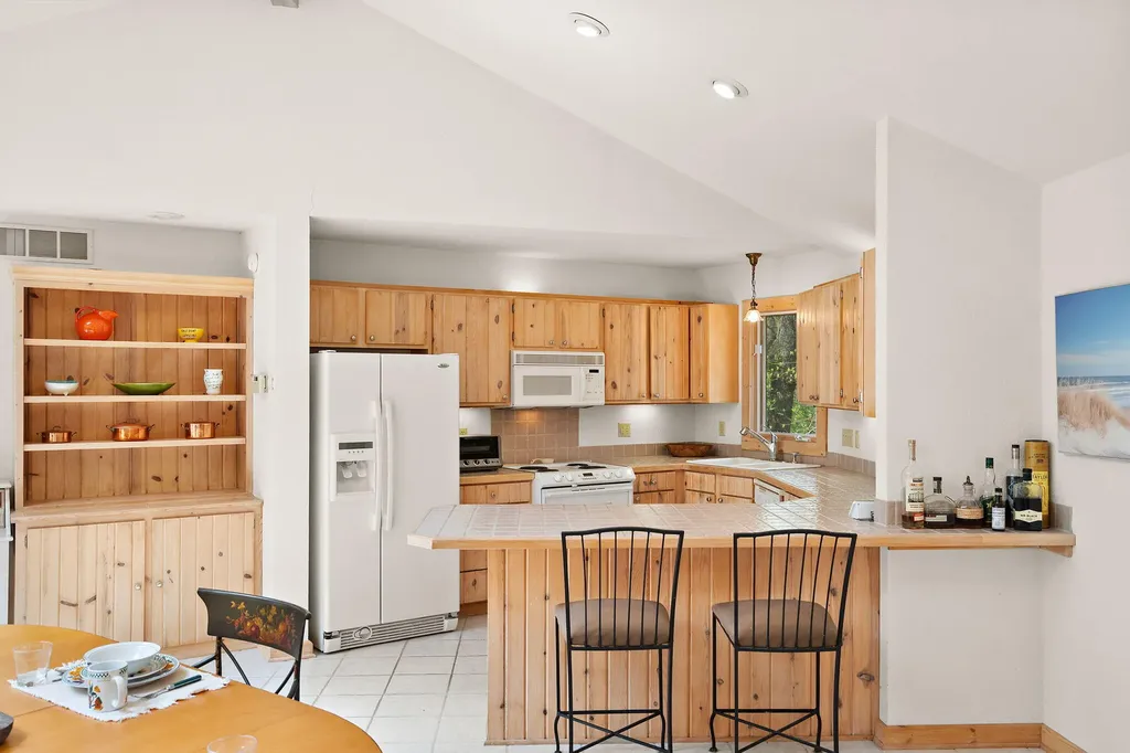 30 Briarwood Trail New Buffalo Township MI 49117