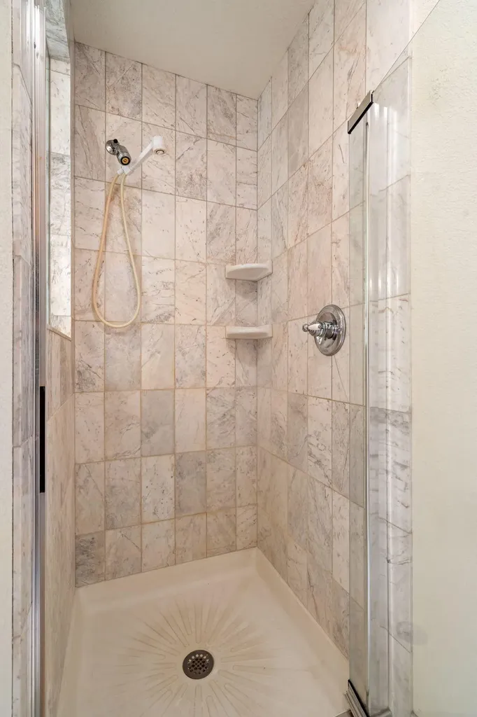 30 Briarwood Trail New Buffalo Township MI 49117