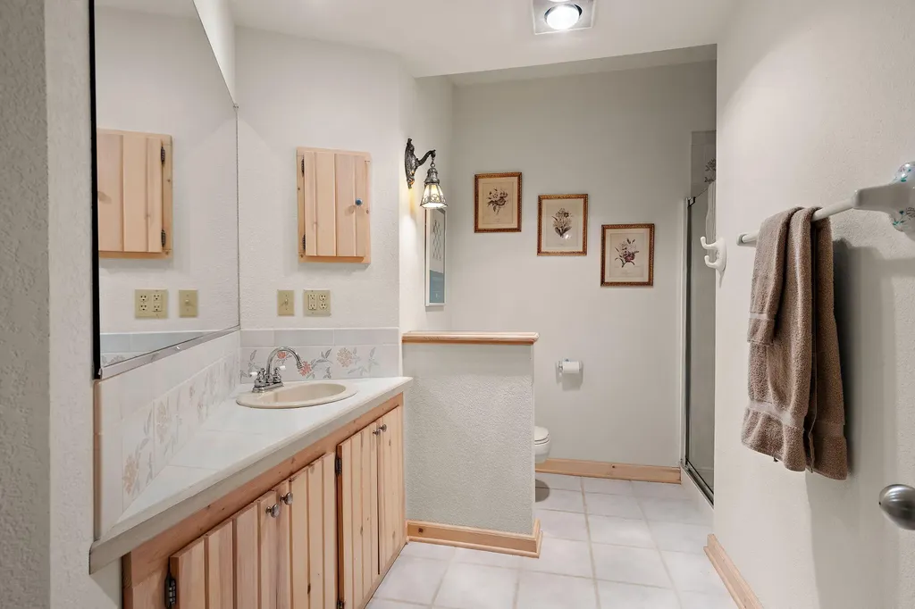 30 Briarwood Trail New Buffalo Township MI 49117