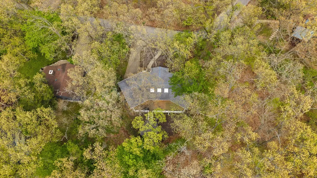 30 Briarwood Trail New Buffalo Township MI 49117