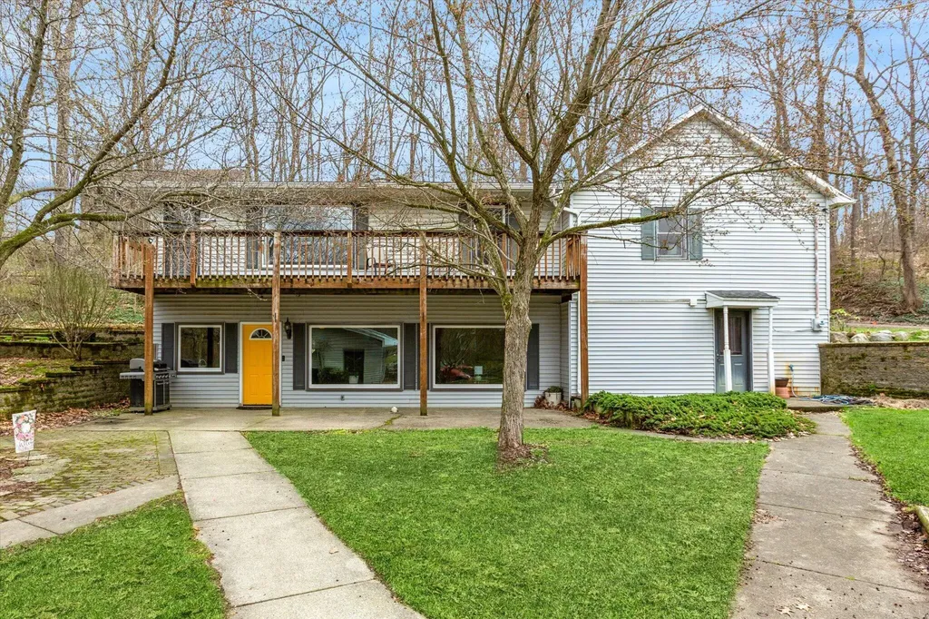 5901 Carmody Road Coloma Charter Township MI 49038
