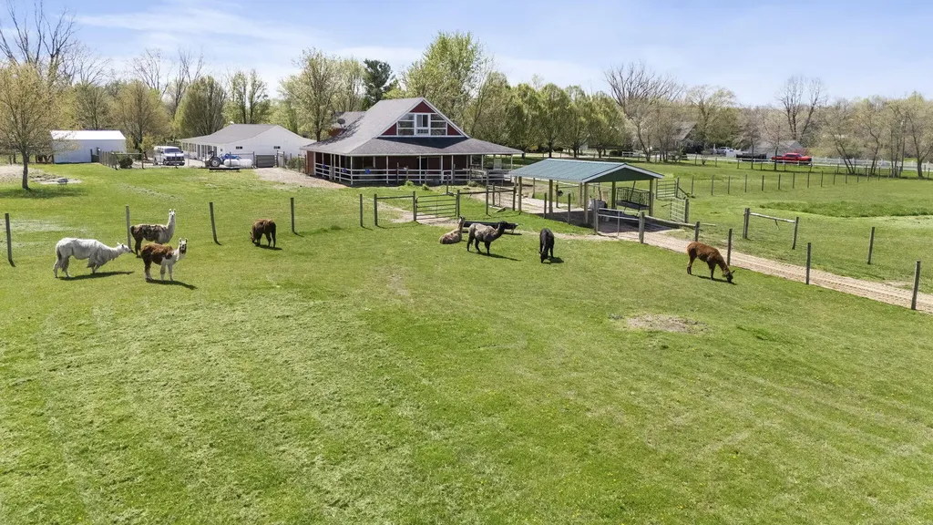 11971 S Hildebrandt Road Chikaming Township MI 49125