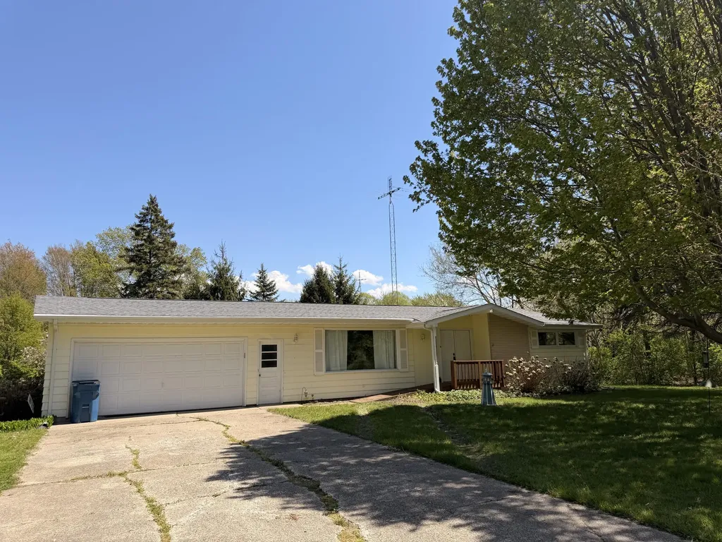 4003 Evergreen Lane Hagar Township MI 49022