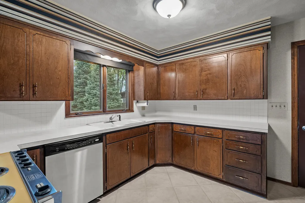 2286 Shiawasee Lane Lincoln Charter Township MI 49127