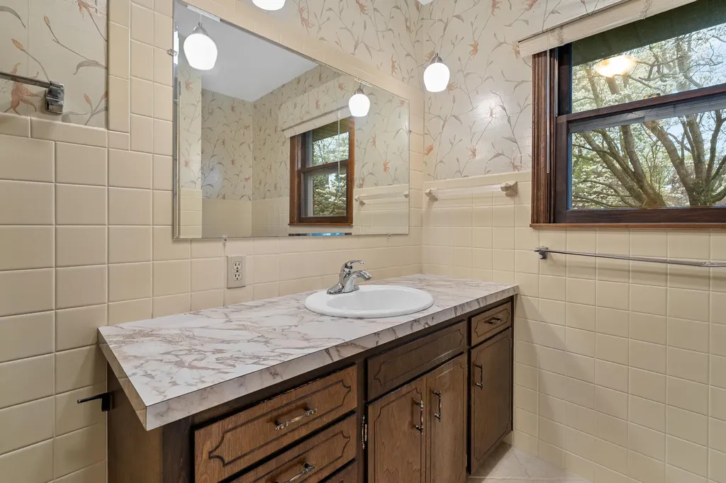 2286 Shiawasee Lane Lincoln Charter Township MI 49127