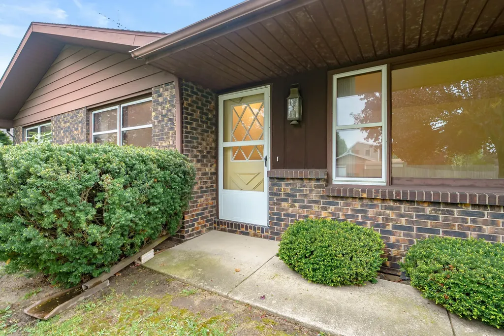 2286 Shiawasee Lane Lincoln Charter Township MI 49127