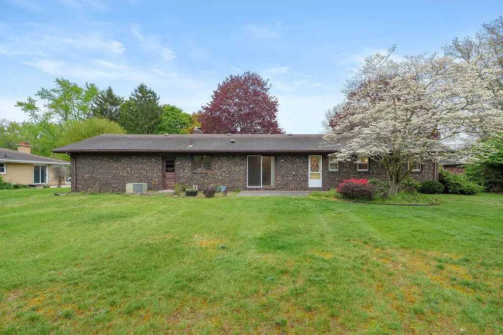2286 Shiawasee Lane Lincoln Charter Township MI 49127