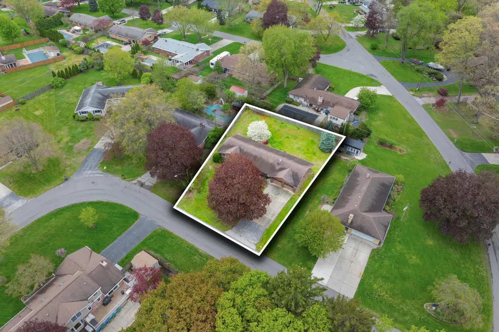 2286 Shiawasee Lane Lincoln Charter Township MI 49127