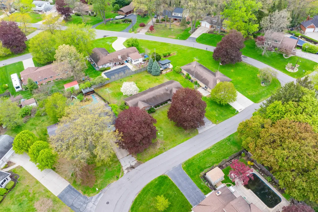 2286 Shiawasee Lane Lincoln Charter Township MI 49127