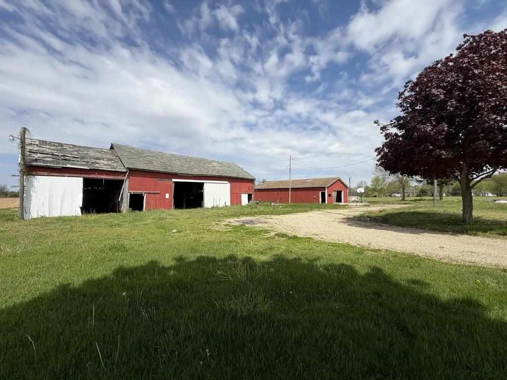 91402 Celery Center Road Hamilton Township MI 49045