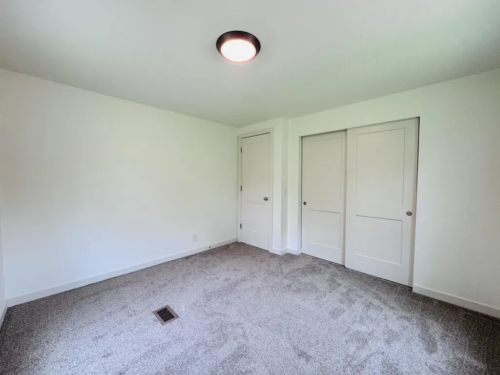 2432 Bond Street Niles Township MI 49120