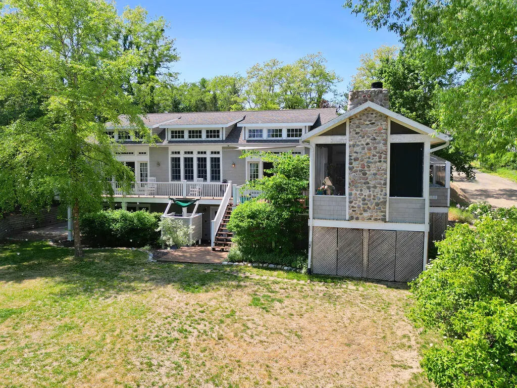 331 Marquette Drive New Buffalo City MI 49117