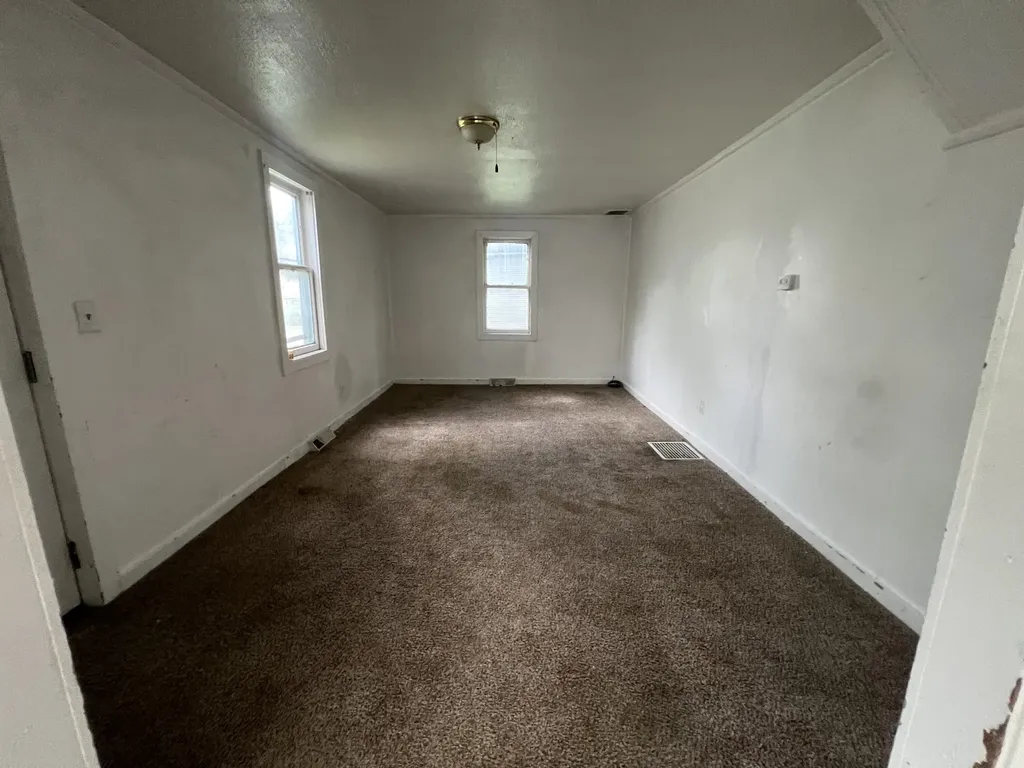 627 S 5th Street Niles City MI 49120