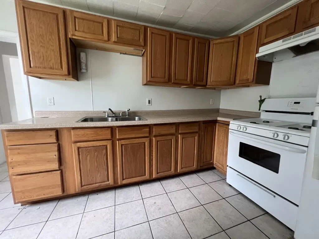 627 S 5th Street Niles City MI 49120