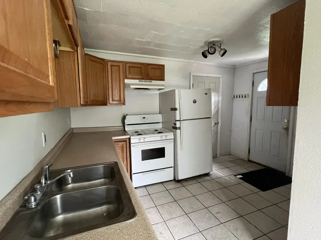 627 S 5th Street Niles City MI 49120