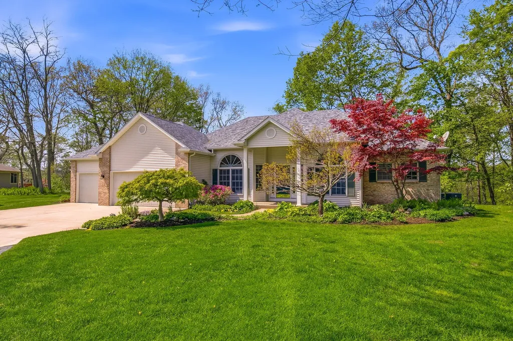 4561 River Pointe Boulevard Buchanan Township MI 49120