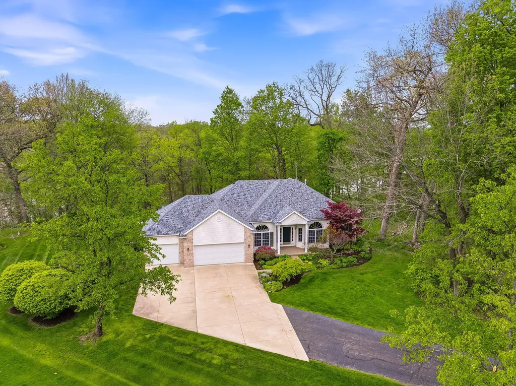 4561 River Pointe Boulevard Buchanan Township MI 49120