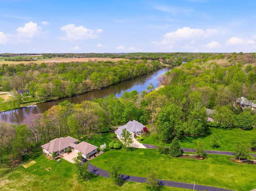 4561 River Pointe Boulevard Buchanan Township MI 49120