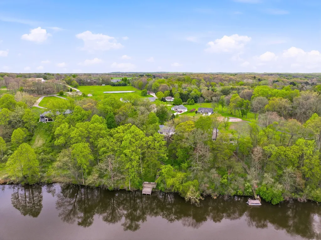 4561 River Pointe Boulevard Buchanan Township MI 49120
