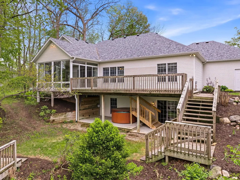 4561 River Pointe Boulevard Buchanan Township MI 49120