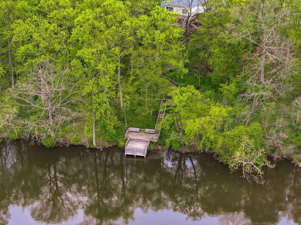 4561 River Pointe Boulevard Buchanan Township MI 49120
