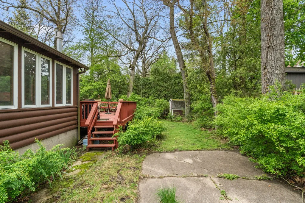 3787 Ponchartrain Drive Berrien Township MI 49117