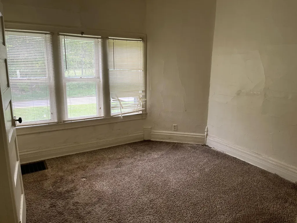 861 Paw Paw Avenue Benton Charter Township MI 49022