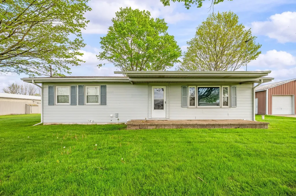 27532 May Street Ontwa Township MI 49112