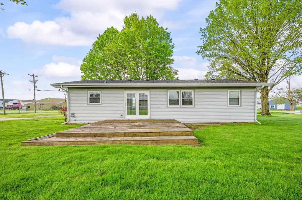 27532 May Street Ontwa Township MI 49112