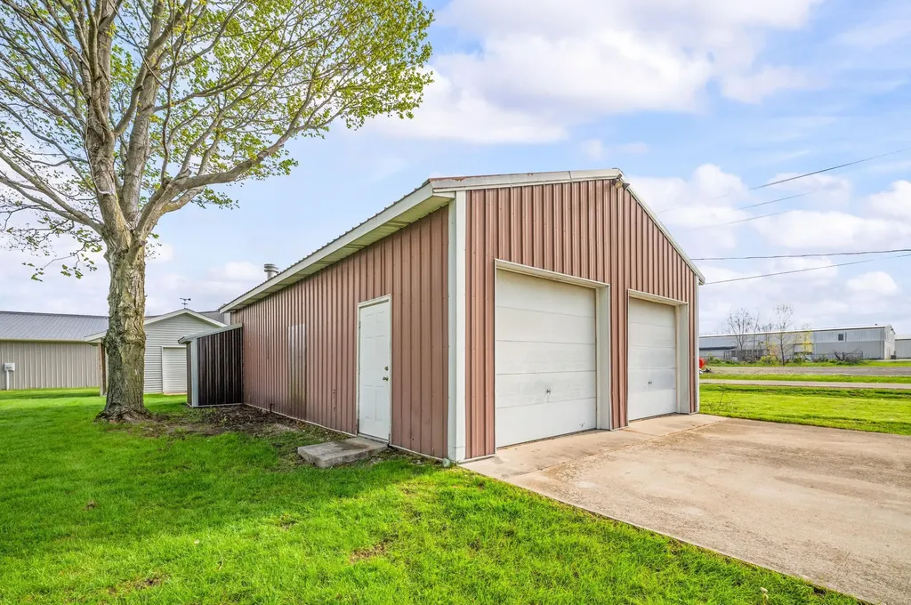 27532 May Street Ontwa Township MI 49112