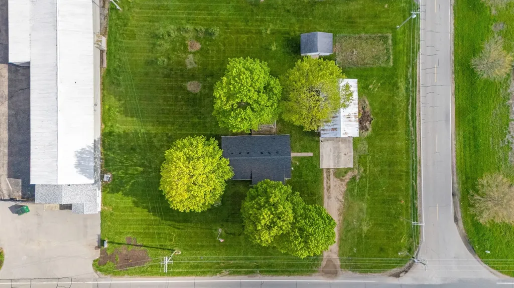 27532 May Street Ontwa Township MI 49112