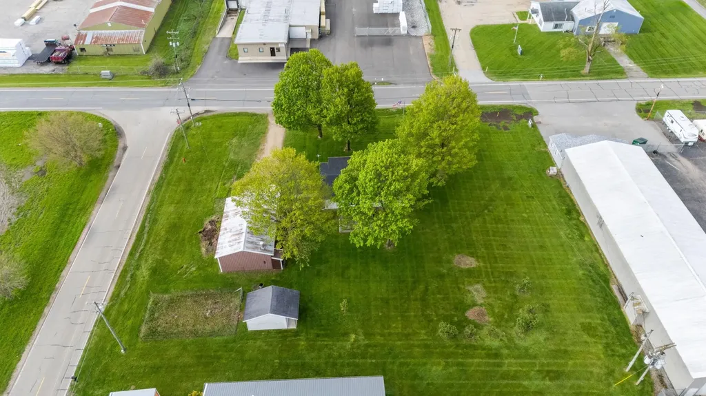 27532 May Street Ontwa Township MI 49112