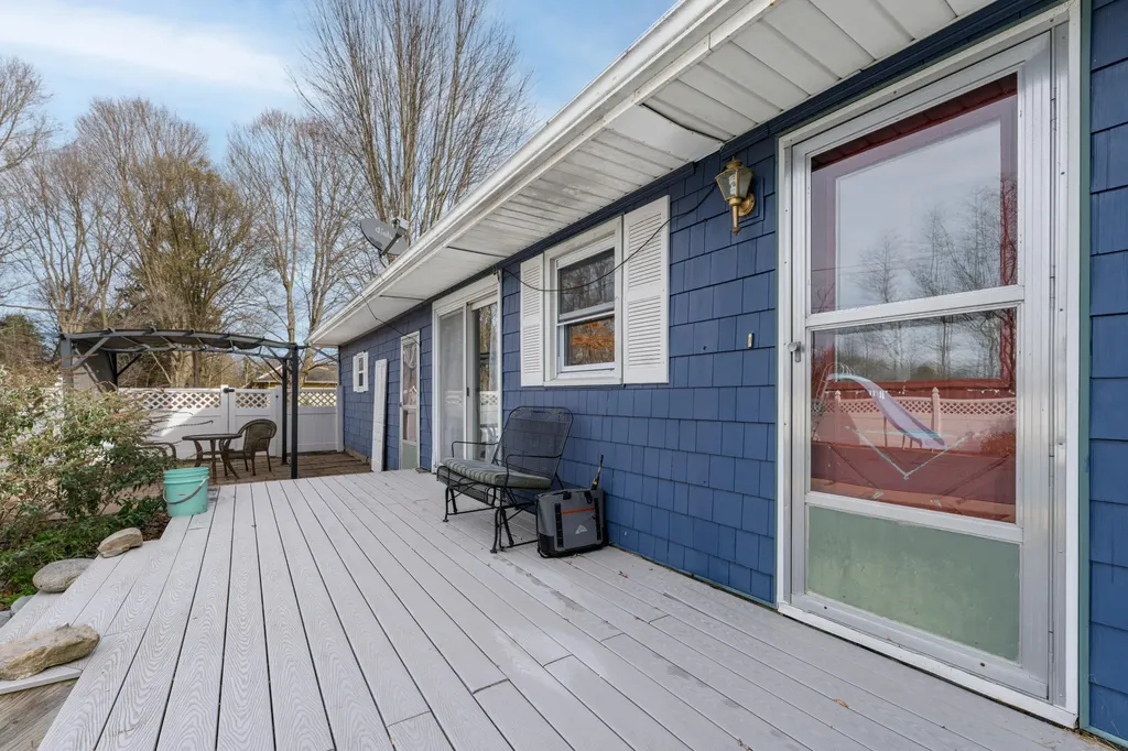733 Hazen Street Paw Paw Village MI 49079