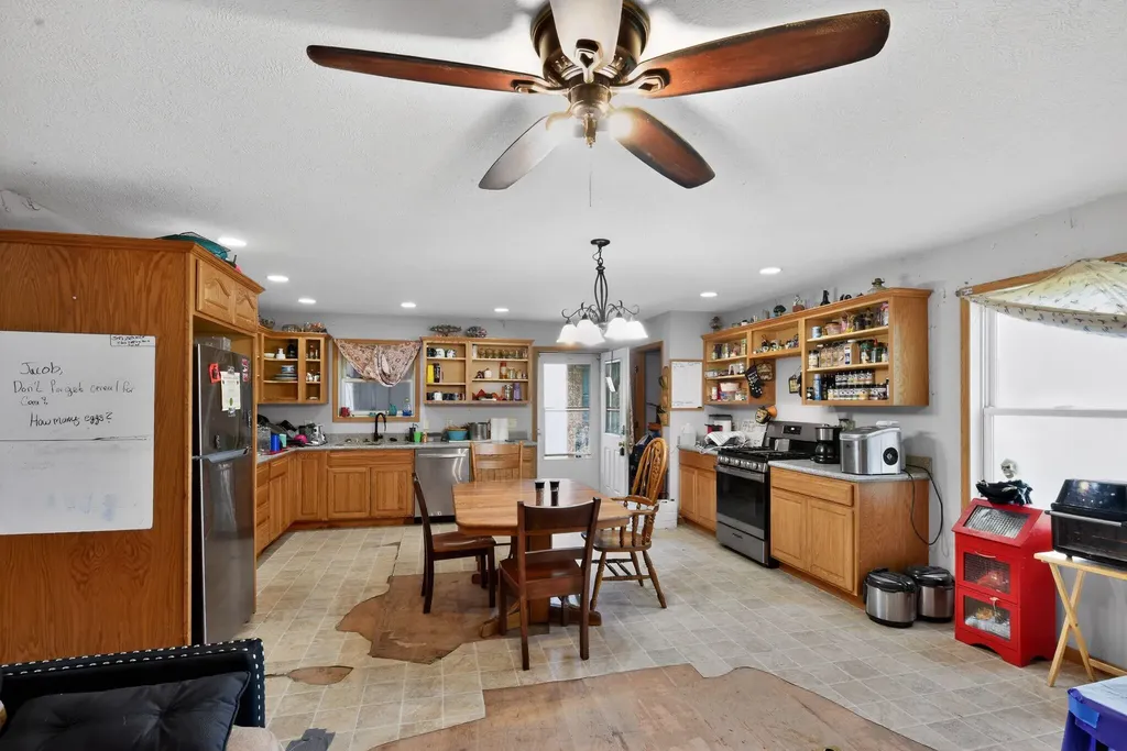 5142 N State Road Emerson Township MI 48801