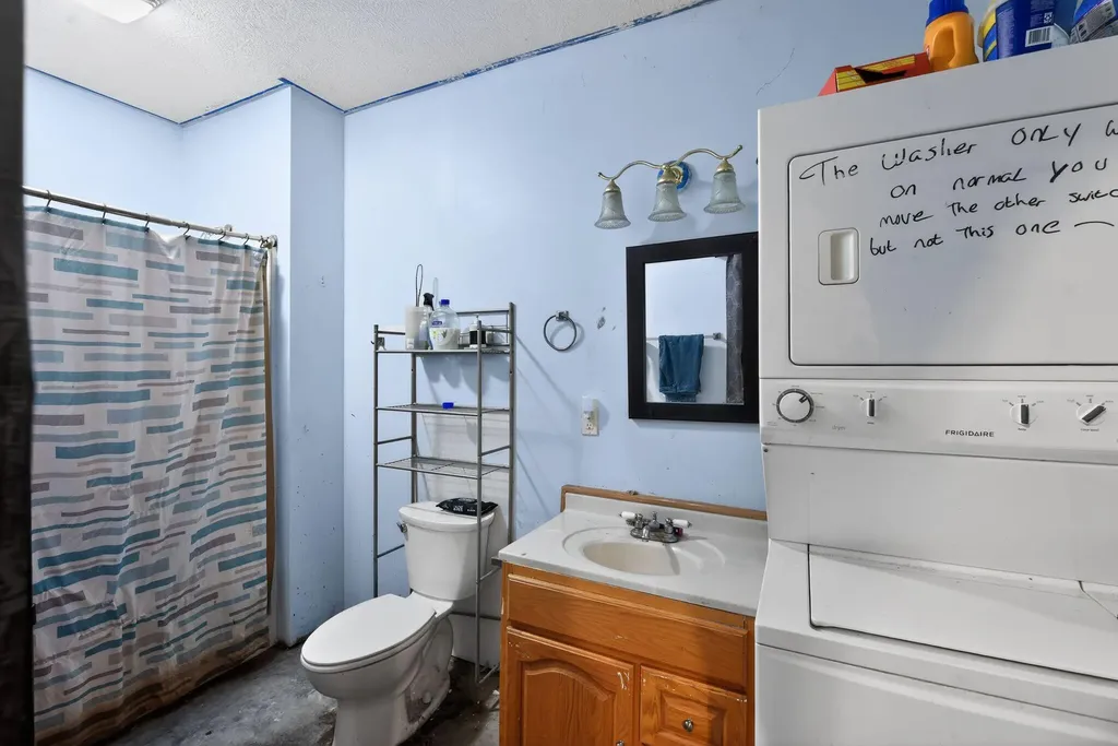 5142 N State Road Emerson Township MI 48801