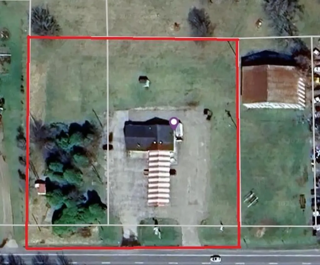 28102 M-152 Silver Creek Township MI 49047