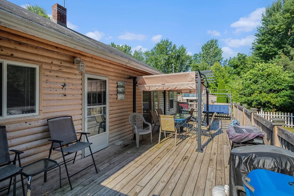 8663 Little Paw Paw Avenue Watervliet Township MI 49098