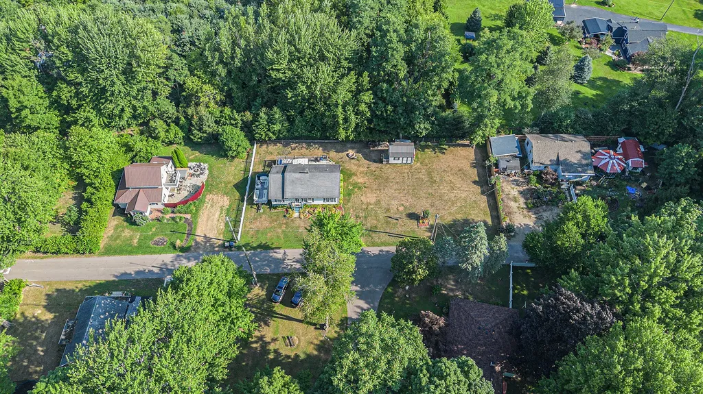 8663 Little Paw Paw Avenue Watervliet Township MI 49098